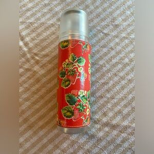 STARBUCKS 2004 STRAWBERRY BEACH BULLET THERMOS 16 oz w/ SLEEVE